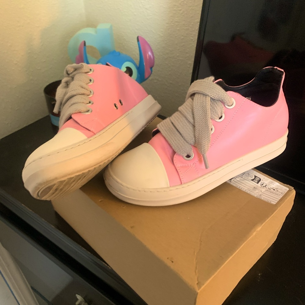 I’m selling a pair of shoes know to be called “Rick Owens”